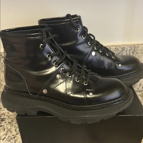 Alexander McQueen Boots - Picture 2 of 5